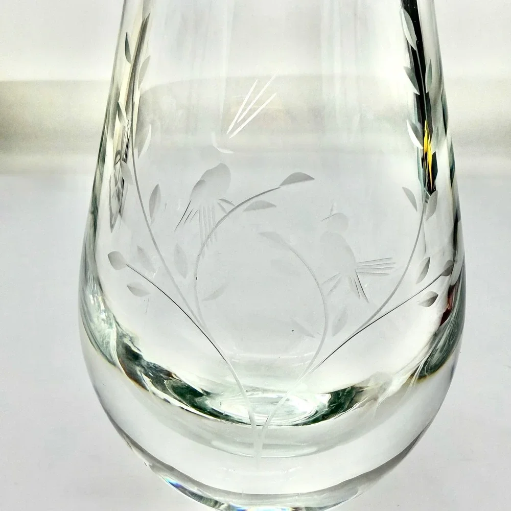 Vintage Art Glass Vase Medium Clear Mid-Century Etched Birds Heavy Base